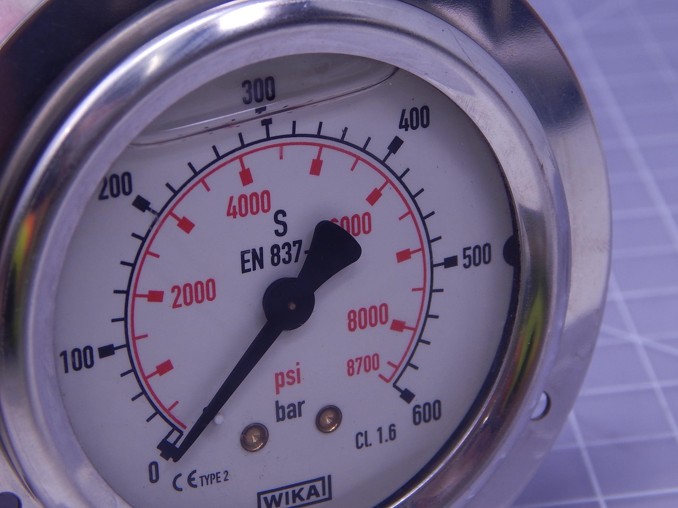 Wika S EN8371 Top Mount Air Pressure Gauge T144277 eBay